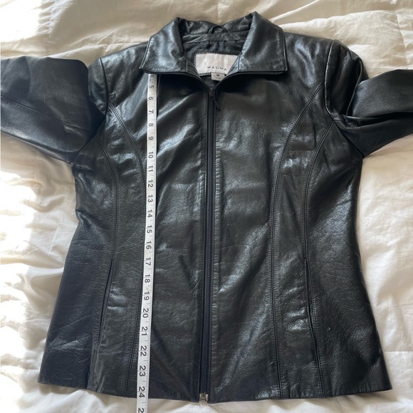 Vintage Wilson’s Black Leather Jacket | M - Picture 15 of 16